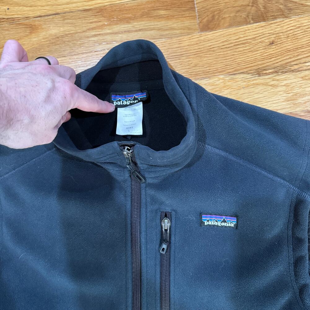 Patagonia Full Zip Fleece Vest Mens Large Navy Blue Gorpcore - Picture 2 of 5